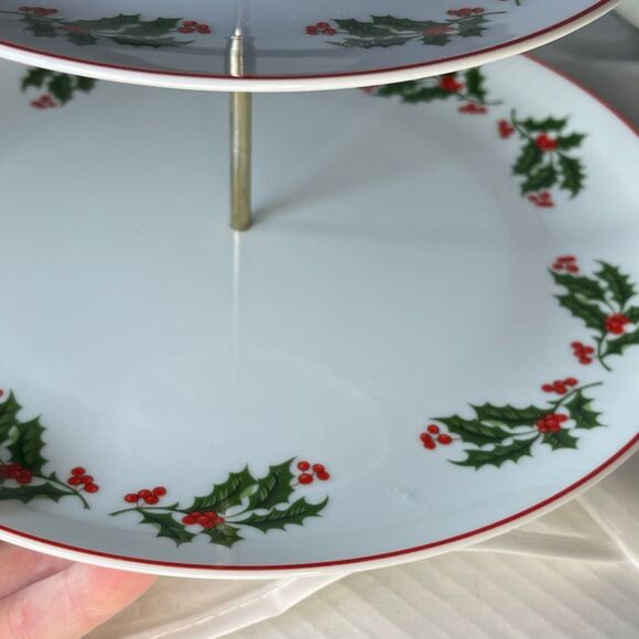 VTG two tiered porcelain tidbit serving tray Holly & Berry Design. - Picture 3 of 7